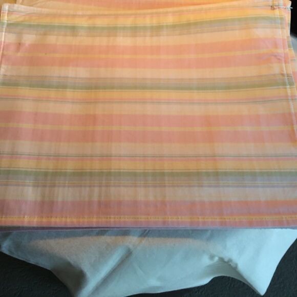 Handmade Set of 4 Placemats - Picture 2 of 9